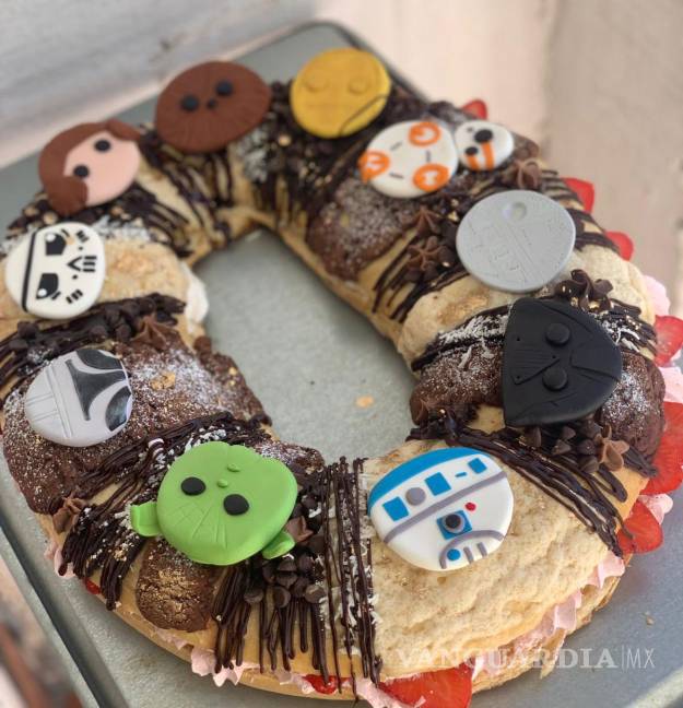 $!Los personajes de Star Wars son creados con fondant y son comestibles.