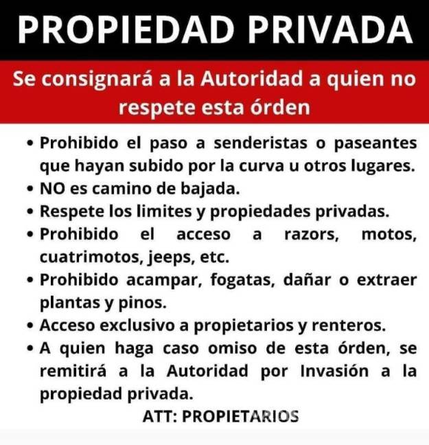 $!Letreros colocados en puntos clave de la Sierra de Arteaga advierten a los visitantes sobre la prohibición de ingresar a propiedades privadas sin autorización.