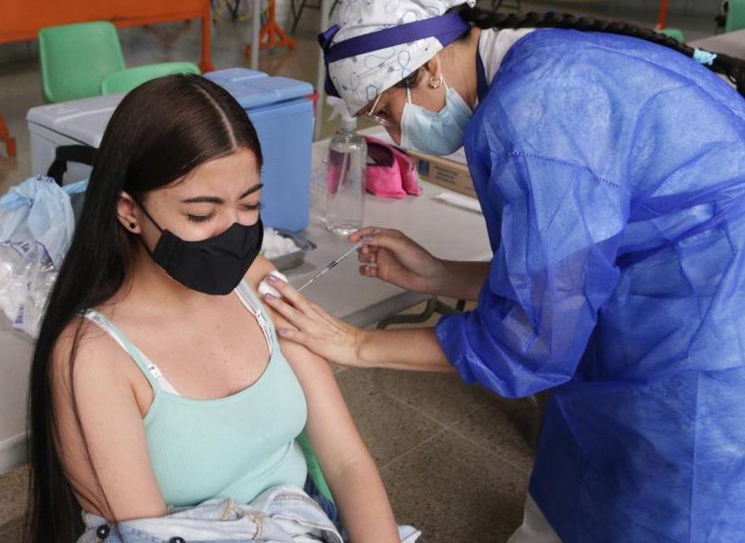 Aplicarán vacuna cubana contra COVID en octubre. Noticias en tiempo real