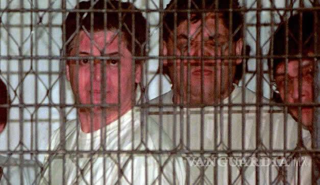 $!Famosos que cayeron en prisión