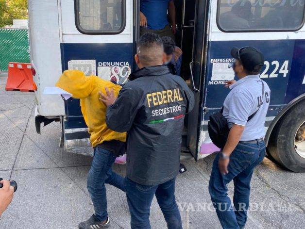 $!Encapuchados que tomaron casetas operaban para grupo delictivo: Fiscalía de Morelos