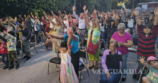 $!En ediciones anteriores, familias de distintas colonias participaron en las actividades comunitarias organizadas alrededor del nogal.