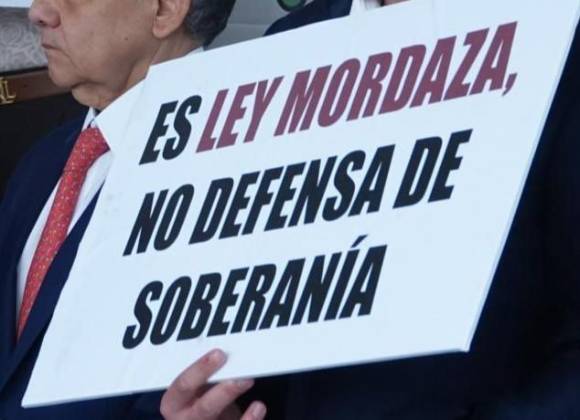 Régimen totalitario: El cambio de gobierno que nadie advierte