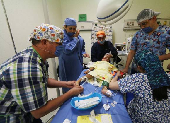 Aumentan más de 50% primas de seguros de gastos médicos mayores en México