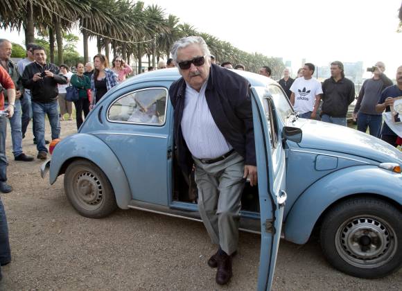 Mujica, como ejemplo: un político sencillo y sin ambición económica