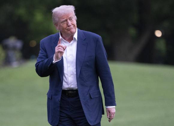 Amenaza Trump con un arancel del 100% a las películas extranjeras