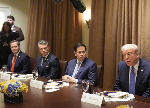 Hace Trump primer ajuste a su gabinete: Rubio será asesor de seguridad y Waltz va a la ONU