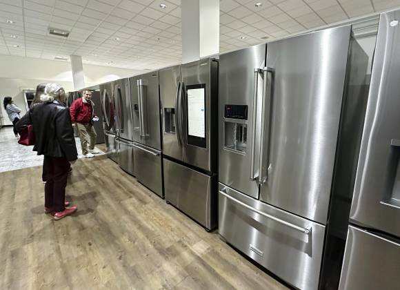 ¿Por qué los aranceles de Trump son una carrera contra el tiempo y el posible motivo de rechazo de los votantes?