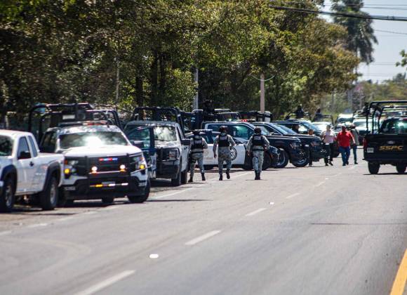 Suspenden visitas en Penal de Aguaruto, en Culiacán, tras balacera interna; decomisan armas