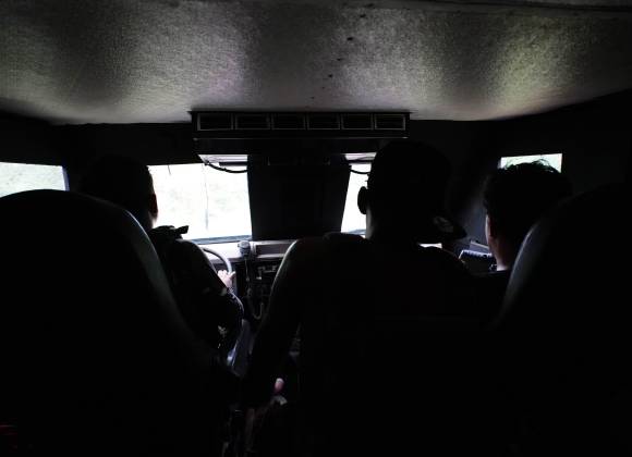 Emplean cárteles del narco a 500 mil personas en México: Casa Blanca