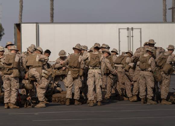 Presiona Trump a México para que militares de EU participen más contra cárteles: WSJ