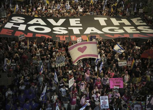 Mueren 38 personas, entre ellas mujeres y niños tras ataque israelíes en Gaza