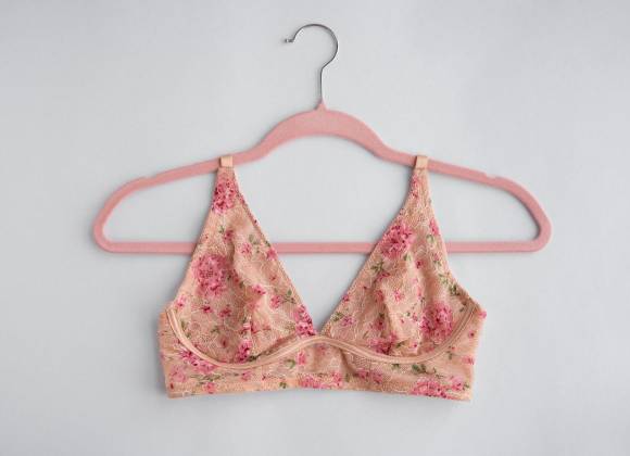 Historia de un brassiére