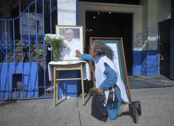 Tres huellas: los pobres, la tierra, la paz