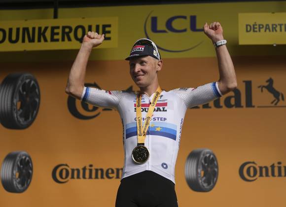 Merlier gana la tercera etapa del Tour de Francia 2025