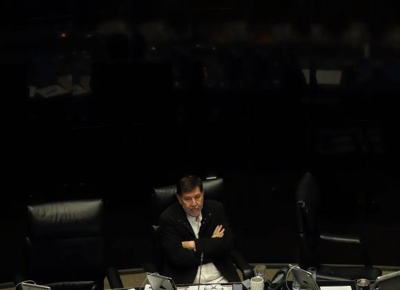 Noroña advierte al INE sobre candidatos “ligados” al crimen organizado