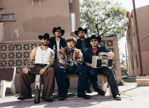 Anuncia Grupo Frontera salida de este integrante... y él ni sabía; ‘Estoy sorprendido’