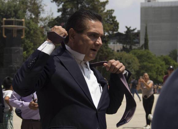 FGR va por recurso legal para anular amparo al exgobernador de Michoacán, Silvano Aureoles