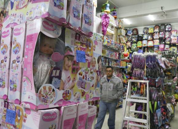 Comercios esperan derrama económica por 65 mdp ante celebración del Día del Niño