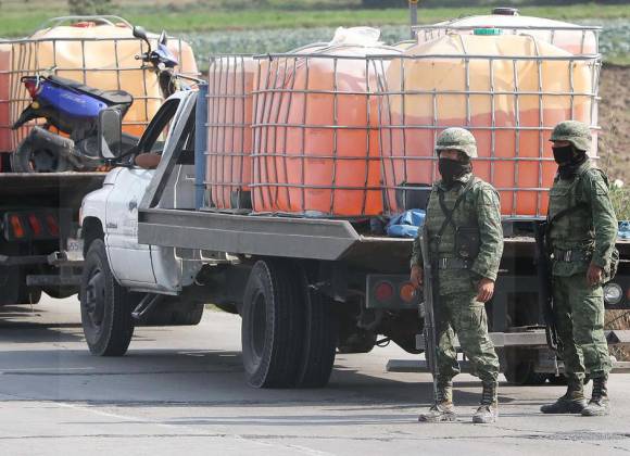 Atacan Huachicoleros A Empleados De Pemex Y Elementos Del Ejército 1569