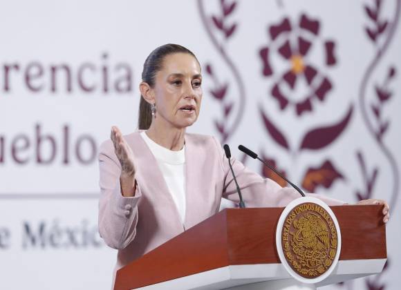 Analistas advierten que aún hay riesgo de una recesión en México por los aranceles de Trump