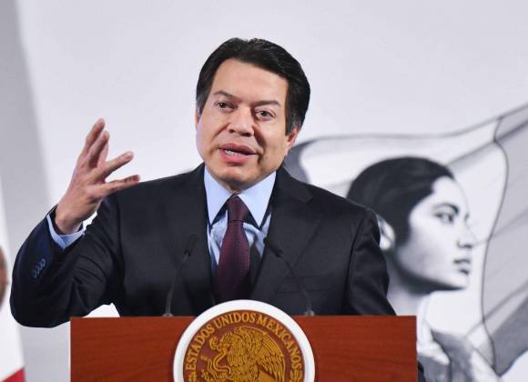 La sonrisa de Mario Delgado, secretario de Educación (Japón observa II)