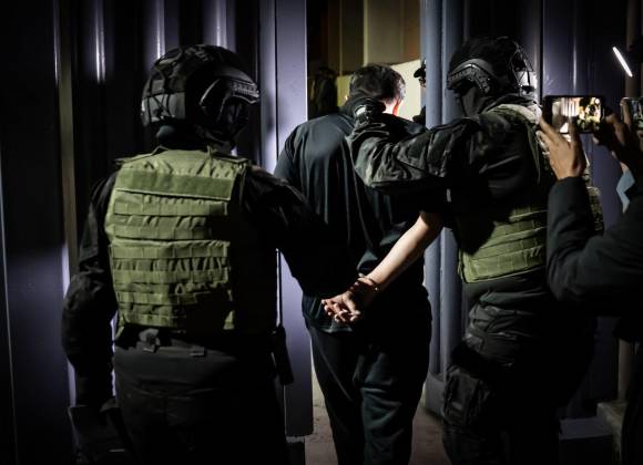 Detienen a presuntos homicidas de madre buscadora y su hijo en Jalisco