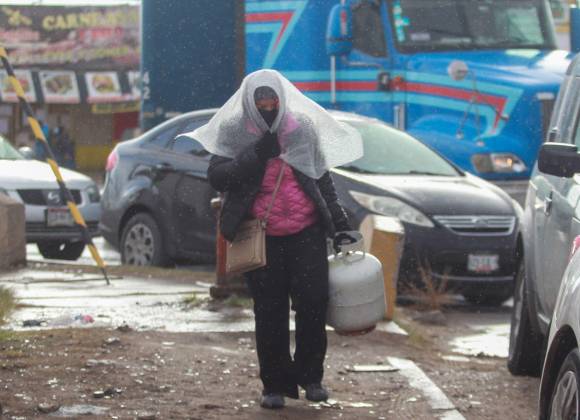 El SMN recomienda extremar precauciones ante heladas, lluvias, y afectaciones en la movilidad.