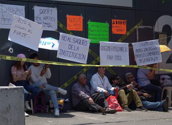 Alista CNTE paro nacional en el Día del Maestro