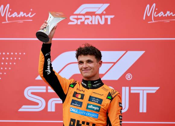 Lando Norris conquista la caótica carrera sprint del Gran Premio de Miami