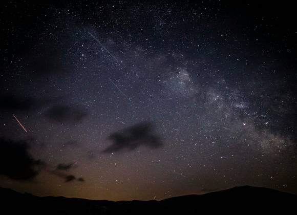 El cielo se ilumina: cuándo ver la lluvia de estrellas Perseidas 2025 en México