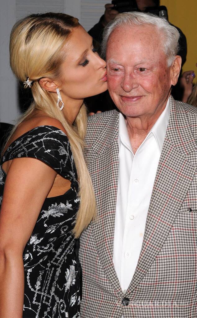 $!Paris Hilton anuncia la muerte de su abuelo Barron Hilton