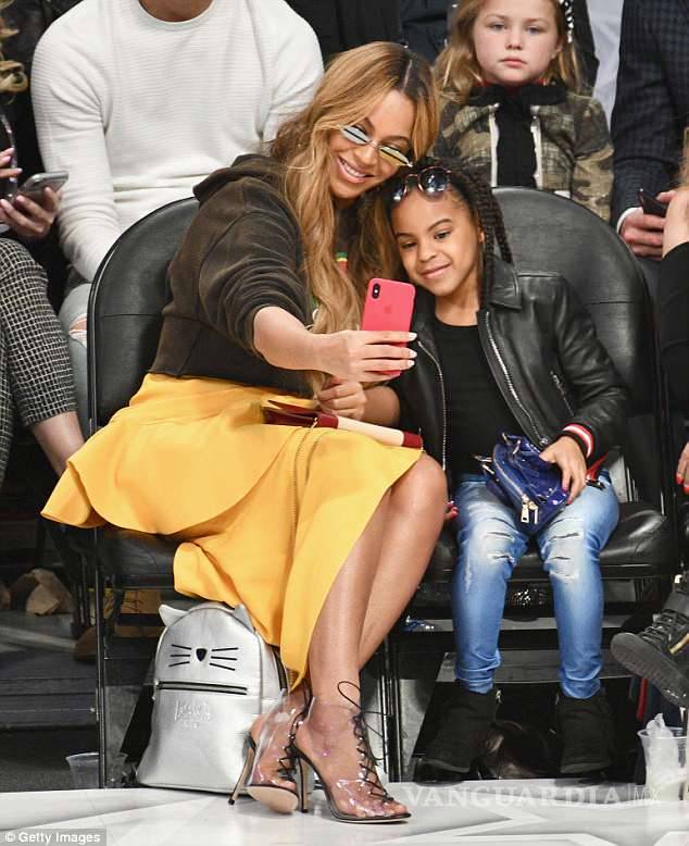 $!La hija de Beyonce, a sus 6 años, tiene estilista y asistente de compras