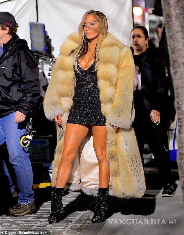 $!JLo: es vegana pero usa pieles de animales