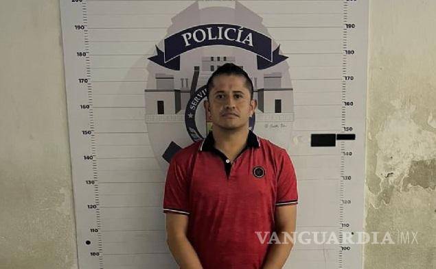 $!Alcalde morenista de SLP y su esposa fueron detenidos en Cancún, por amenazar a policías