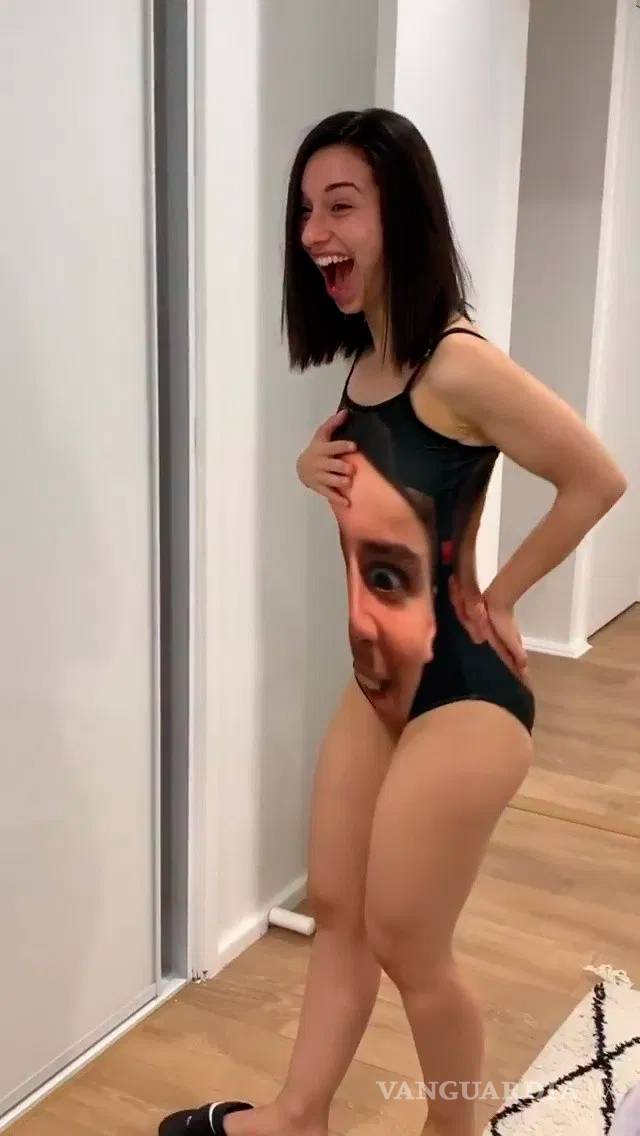 $!Le regala traje de baño con su cara a su novia y lo tachan de celoso