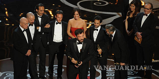 $!Fallece Tony Mendez, el agente de la CIA en el que Ben Affleck se inspiró para rodar 'Argo'