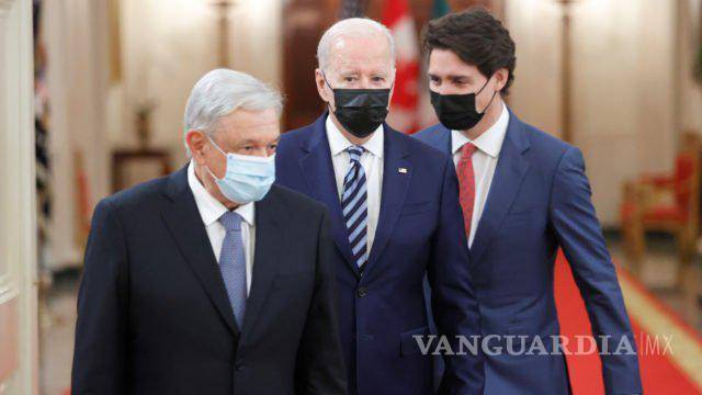 $!En conferencia de prensa matutina, el jefe del Ejecutivo federal señaló que en este encuentro regional se revisará el avance del T.MEC.