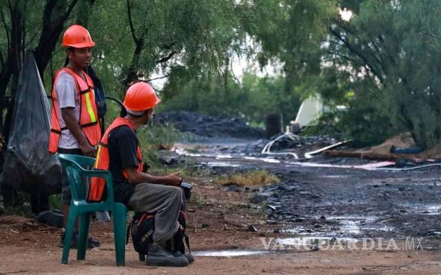 $!El 31 de agosto pasado, la responsable nacional de Protección Civil declaró que la nueva excavación iniciaría “en horas”, pero hasta ayer no pasó