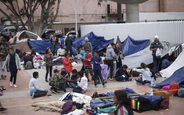 $!Nadie frena las caravanas migrantes... y Coahuila le abre sus puertas