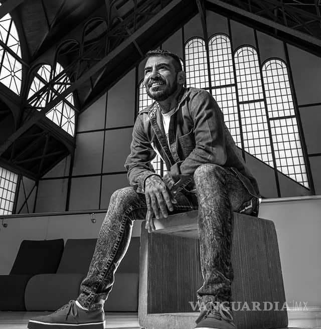 $!No queman pintura de Zapata pero sí golpean a jóvenes gays; esta comunidad convoca a protestar en Bellas Artes