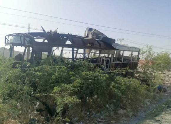 Reportan ataque en autobús escolar en Pakistán; al menos tres niños murieron