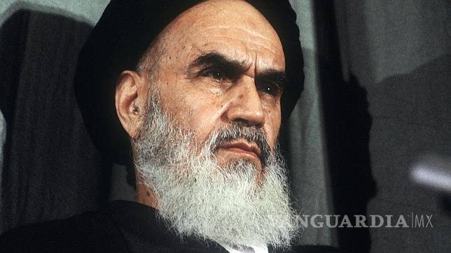 $!Ruhollah Jomeiní, Atolayá que emitió el edicto contra Rushdie