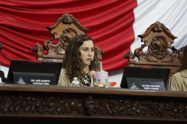 La diputada propone integrar rutas de prevención, atención e intervención ante violencia digital en escuelas de nivel básico y medio superior.