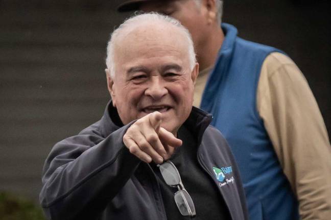El exgobernador de Baja California, Ernesto Ruffo Appel, recibió en su hogar en Ensenada, donde cumple prisión domiciliaria después de ser acusado de huachicol fiscal, a figuras del PAN.