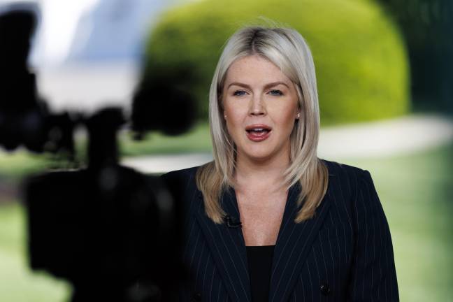 La Casa Blanca, a través de su portavoz Karoline Leavitt, pidió a la presidenta de México, Claudia Sheinbaum, mostrar “un poco de empatía” respecto a la muerte de los dos agentes estadounidenses.