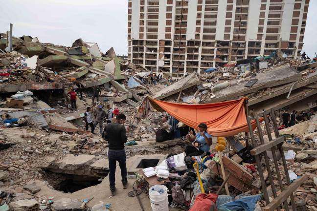Las brigadas mexicanas continúan las labores de búsqueda en Venezuela, donde han recuperado 80 cuerpos, rescatado a dos sobrevivientes y distribuido ayuda humanitaria.