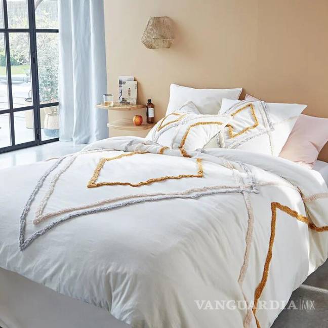 $!Los colores claros y la ropa de cama discreta ayudan a la liberación de espacio.