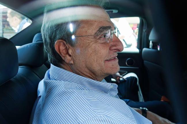 Pío López Obrador a su arriba al evento de Marcelo Ebrard en Ecatepec de Morelos, Estado de México.