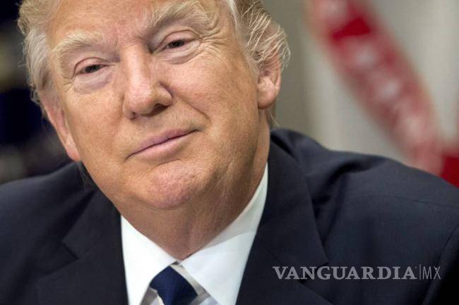 Comentarista de Fox News acusa a Trump de alentar una noticia falsa sobre las filtraciones de Wikileaks